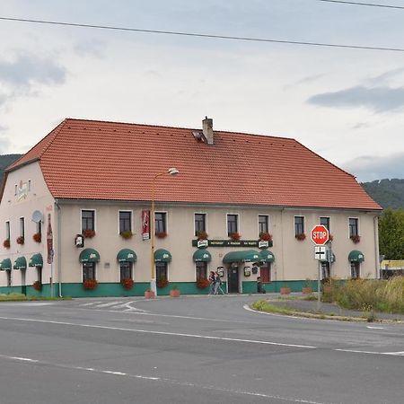 Motorest Penzion na Bojišti Chlumec  Esterno foto