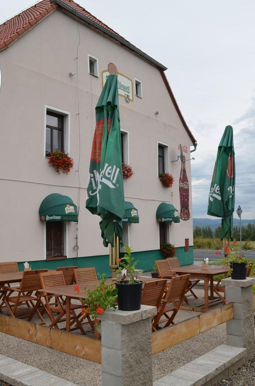 Motorest Penzion na Bojišti Chlumec  Esterno foto