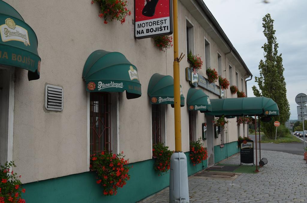 Motorest Penzion na Bojišti Chlumec  Esterno foto